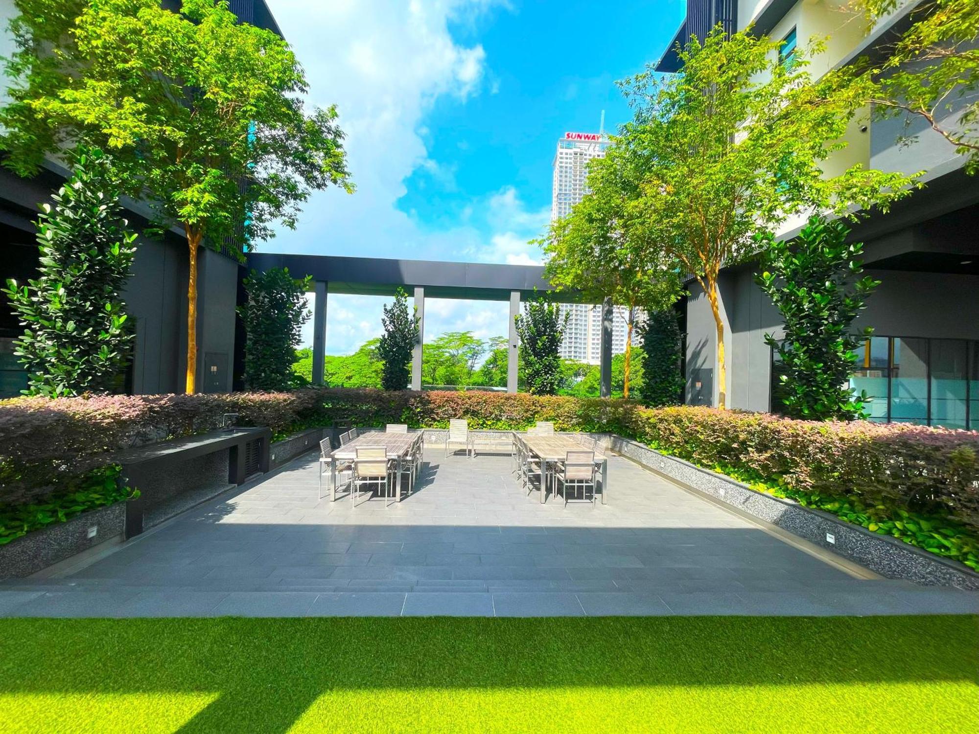 Astra At Opus Residences Kuala Lumpur Exterior foto